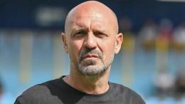 La favola più bella è già finita, esonerato il tecnico della storica promozione dopo sole 8 giornate