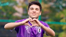 Cambiano i ruoli, ma non le abitudini: la doppietta del bomber decide il tiratissimo big match