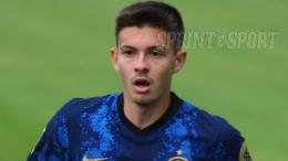 L'ex Inter con un gran gol risveglia la squadra: primo hurrà in casa e applausi a tutto spiano