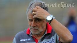 Crisi nera senza fine: dopo 5 ko in 5 partite se ne va anche l'esperto allenatore