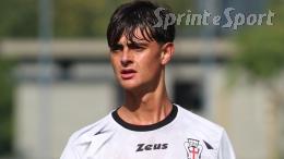 Il difensore 19enne ha talento e il club dei 7 Scudetti lo blinda fino al 2029 dimostrando lungimiranza