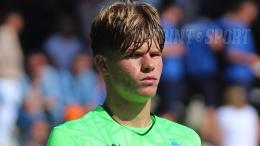 A 18 anni ruba il posto a un ex Serie A e para subito tutto tra i Professionisti: è nata una stella 