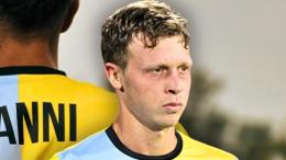 Gol dell'attaccante della Nazionale dello stato di 34mila abitanti, per i giallocelesti è vittoria dopo 2 mesi