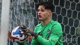 Gli allenamenti in prima squadra, il provino dei sogni, l'esordio a 15 anni: la settimana magica del portiere del futuro