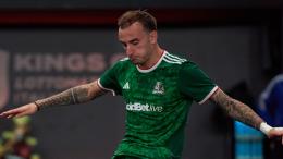 Non poteva che essere uno spettacolo! 11 gol e la partita la vince l'ex più discusso del campionato