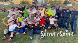 Si è fatta la storia nel derby! Vittoria all'ultimo respiro con il gol del piccolo di casa: vetta in solitaria conquistata