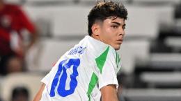 Vittoria all'esordio ai Mondiali: il figlio d'arte stende i padroni di casa e l'Italia sorride