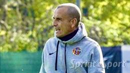 Perde tre partite di fila e si separa con il club: «Non sono emerse le mie idee»