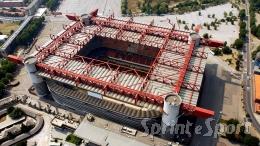 Una firma storica per una nuova era! È ufficiale la cessione dello stadio più iconico d'Italia