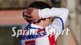 Pugno ad un avversario, spinge l'arbitro e poi lo minaccia: due anni di squalifica per un minorenne