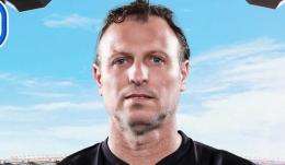 Segnò una doppietta che fece perdere alla Juventus lo Scudetto, l'ex attaccante torna in Italia e riparte dai Dilettanti