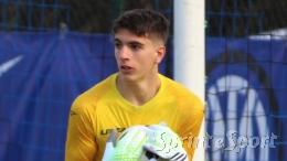 Succede di tutto! 15 minuti di recupero, un gol divorato dal bomber e le prodezze del giovane esordiente in porta