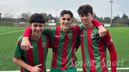 È un botta e risposta sensazionale! Nonostante l'inferiorità numerica strappano un eroico pareggio