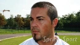 Zero punti in nove giornate, ora cambia la guida tecnica: l'ex Milan e la società si dividono