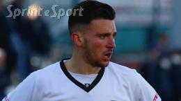 Gol-partita dell'esterno diventato Bomber, la squadra del comune di 15mila abitanti è sempre più favola tra i Prof