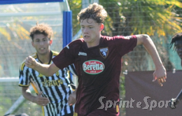 Sandrucci trascina i granata campioni d'Italia  ma le disattenzioni difensive costano la vittoria contro un ottimo Milan