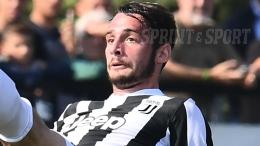 L'ex Juventus è una vera occasione per chi cerca solidità in difesa, il suo nome è di quelli che portano ordine