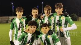 Prestazione monumentale! Ne segnano cinque nel primo tempo e dominano lo scontro diretto