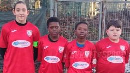 Secondo successo consecutivo e vetta in solitaria: un derby che vale il primato momentaneo