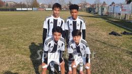 Battaglia nel primo tempo e dominio nel secondo, i bianconeri rimontano e si portano a casa una vittoria che sa vertice