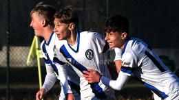 35 minuti di fuoco: 4 gol e due perle da fuori decidono il match