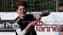 Due gol in un giro di lancette: il capitano e il bomber firmano un'altra vittoria