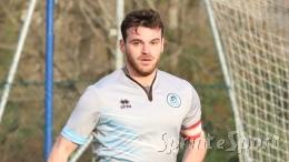 Il cuore del capitano! Segna all'ultimo secondo e rimonta i super rivali nel big match più atteso