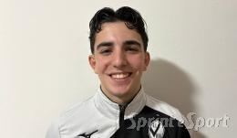 Uniti per l'impresa! Espulso il portiere, il capitano fa doppietta e ferma la corsa della capolista