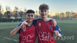 La sblocca di rigore e la chiude con l'incornata, in mezzo il capolavoro: la capolista vola