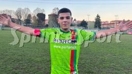 La sbloccano con un guizzo, poi ci pensa la doppietta del fantasista: i rossogialloverdi volano