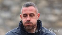 Torna a vincere dopo 6 partite e viene esonerato: «È stata una decisione disciplinare»