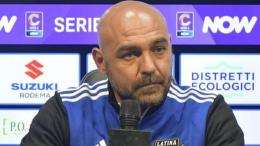 Un solo gol fatto e 4 sconfitte di fila, esonerato l'ex capitano che sfiorò la Serie A con il club nerazzurro