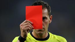 Spinta e insulti all'arbitro, mazzata del Giudice Sportivo: squalifica di 6 mesi per il calciatore