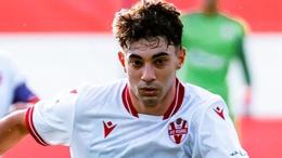 Subentra e cambia il volto della partita, tra l'attaccante e la squadra è un vero colpo di fulmine