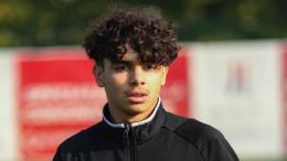 Ma che squadra &egrave;!? Fa 3 gol a partita, si gode un tridente illogico e vola in vetta alla classifica