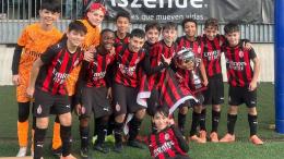 Un gol alla Van Persie e una rimonta da sogno con il Real Madrid: il Milan &egrave; campione anche in Spagna