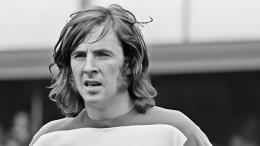 L'angelo con le basette lunghe che scommise il cuore ai cavalli e perse tutto tranne l'eternit&agrave;