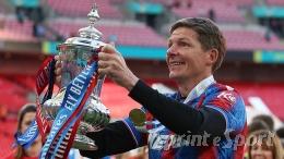 A Wembley ha riscritto una storia lunga 125 anni, ora &egrave; tra i candidati per la panchina pi&ugrave; "bollente" d'oltremanica