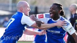 Un Rooney in panchina e l'impresa pi&ugrave; grande di sempre: giocano in sesta serie ed eliminano i campioni di carica