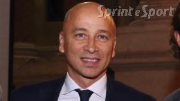 Subentra sulla panchina dell'amata squadra e vince 4 partite su 4, l'allenatore &egrave; davvero sensazionale