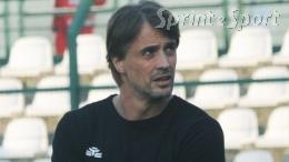 Esonerato l'allenatore 4&deg; in classifica a -7 dal 1&deg; posto, il nuovo tecnico sfiora le 200 presenze in Serie A