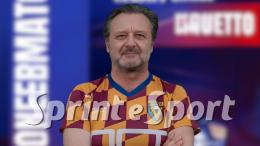 A 60 anni tiene testa ai ragazzini: il portiere esordisce e mantiene la porta inviolata