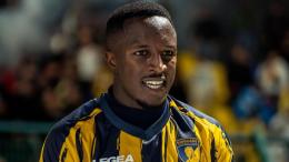 Il fratello d'arte e il suo club stringono un patto d'acciaio, rinnovo fino al 2028 a suon di gol e prestazioni