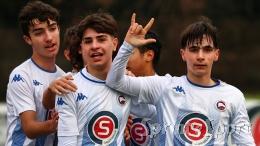 La partita pi&ugrave; attesa dell'anno non delude! La rimonta dei padroni di casa tiene vivo il campionato