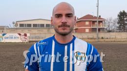 Lo scontro al vertice regala il sorpasso: una vittoria che vale la vetta, poi un finale sopra le righe