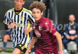 I granata in 10 per settanta minuti fanno uscire il loro spirito Toro e portano a casa un punto importante 
