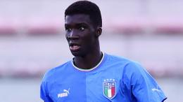 Il 21enne passa dall'orange della pianura padana al rossonero in Costiera, &egrave; una scelta coraggiosa e di opportunit&agrave;