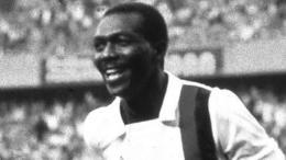 A 73 anni ci lascia una leggenda del calcio amato da tutti, segn&ograve; il 1&deg; gol del PSG in Europa e vinse 3 Coppe