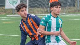 Il destino &egrave; tutto nelle loro mani! Rimontano, vincono con un poker e tengono vivo il sogno