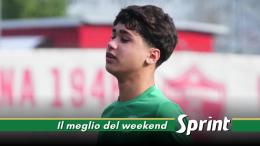 Il portiere va a segno da centrocampo e decide la partita; con due reti superano la big